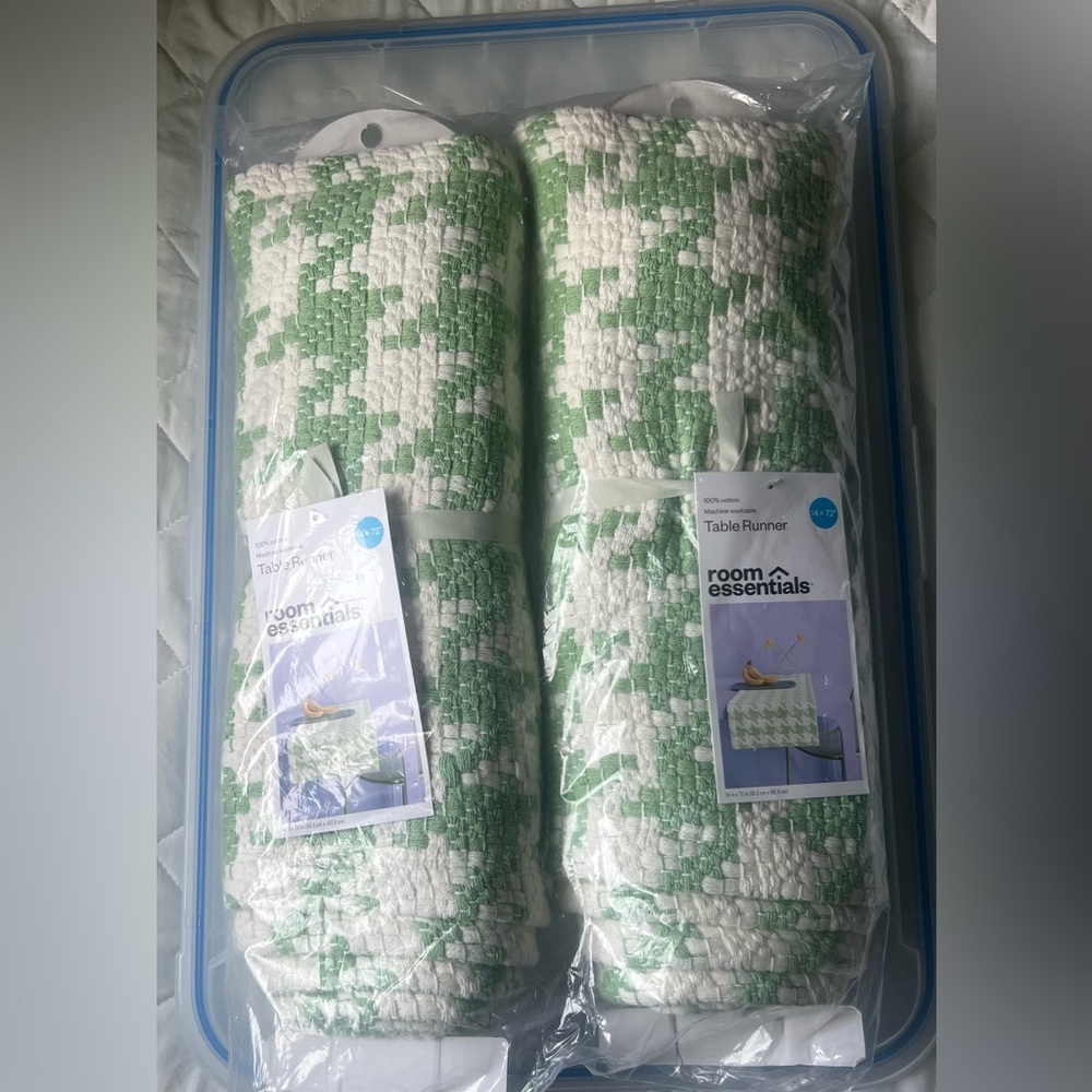 Room Essentials Green & White Houndstooth Cotton Table Runner - 2 Pack